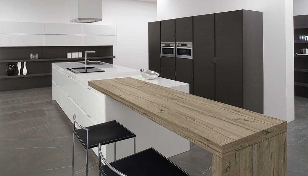 В интерьере