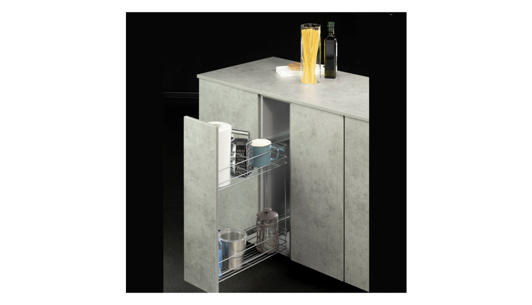 В интерьере